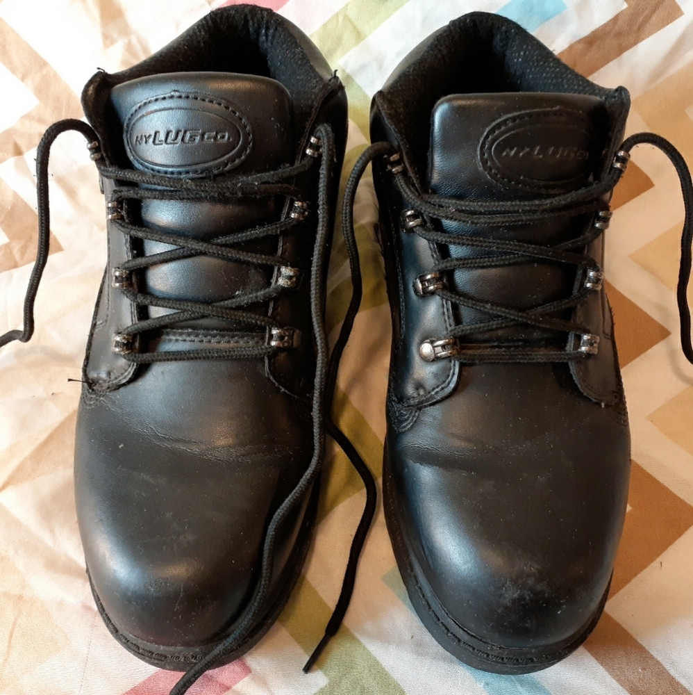 NYLUGco. Men's shoe